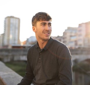 Gil Esteban